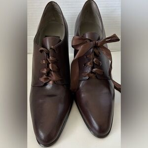 LIKE NEW VINTAGE OXFORD STYLE LACE UP WESTIES Sz. 10. RICH BROWN, RIBBON LACES